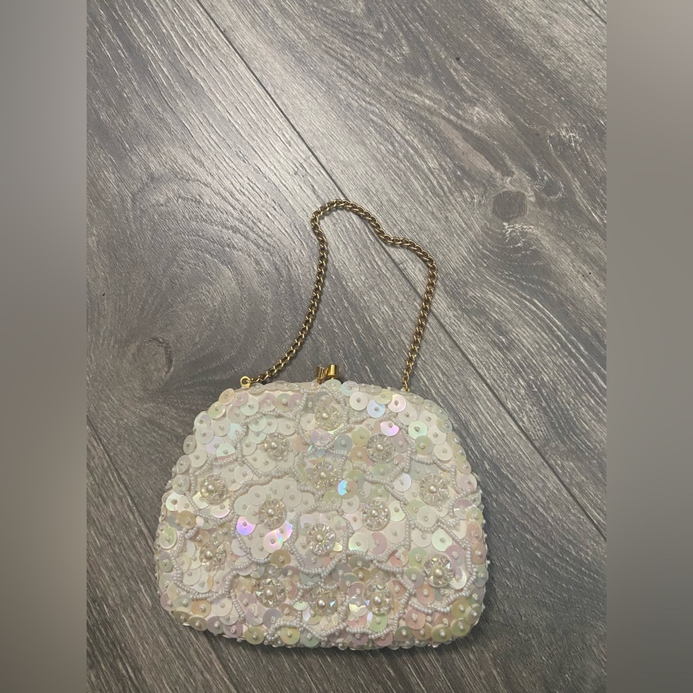 Vintage Satin Sequin Chain Wristlet Mini White Beaded Sequins Evening Bag Gold